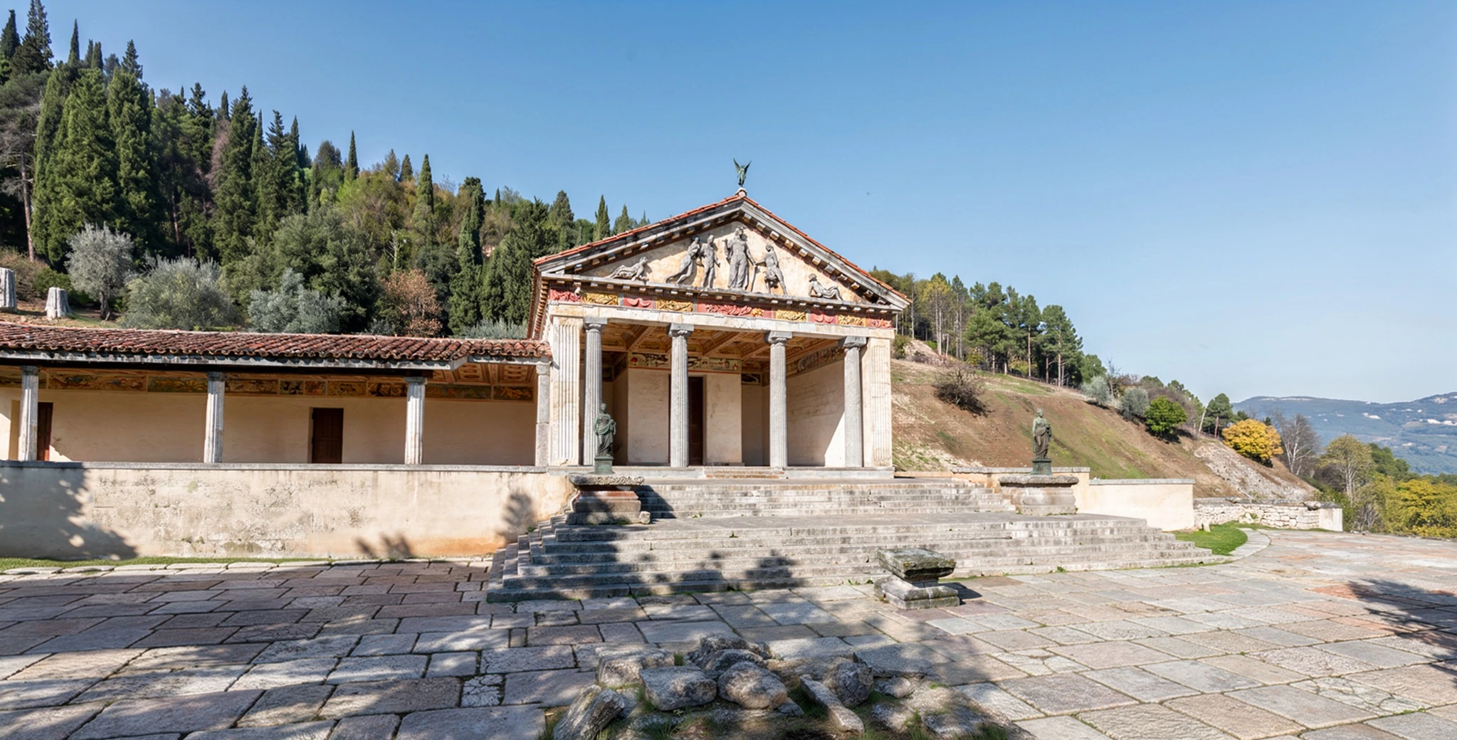 Il tempio: Il contesto